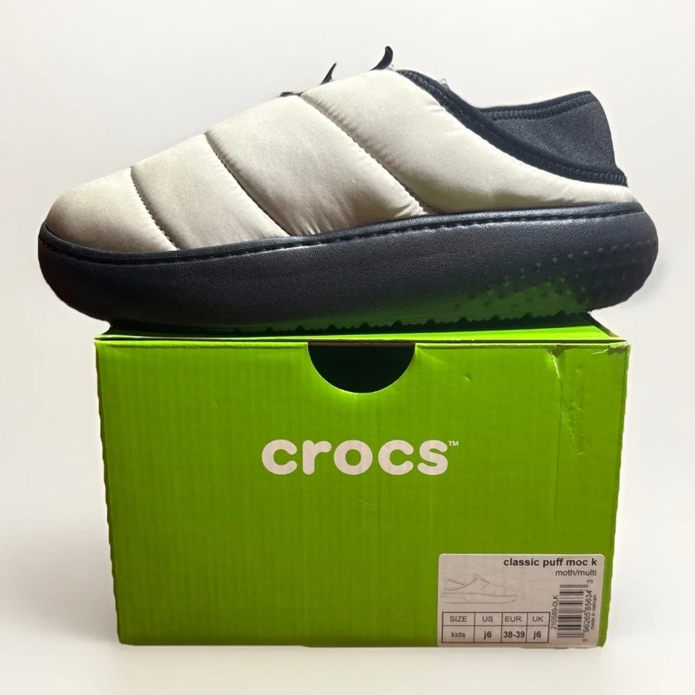Crocs Classic Puff Moc Slipper Kids Size 6